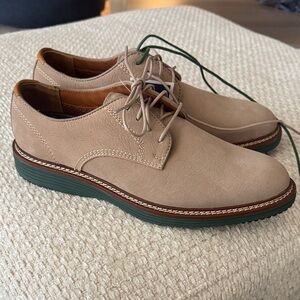 Johnston & Murphy Tan Leather Derbys with Green Sole